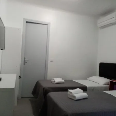 宾馆 Le Relais De Monti 芒通