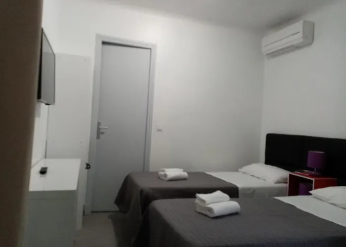 Han/Misafirhane Le Relais De Monti Menton